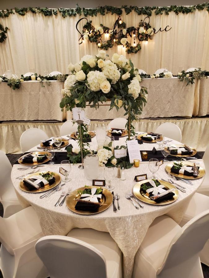 Crossroads Hotel And Huron Event Center מראה חיצוני תמונה